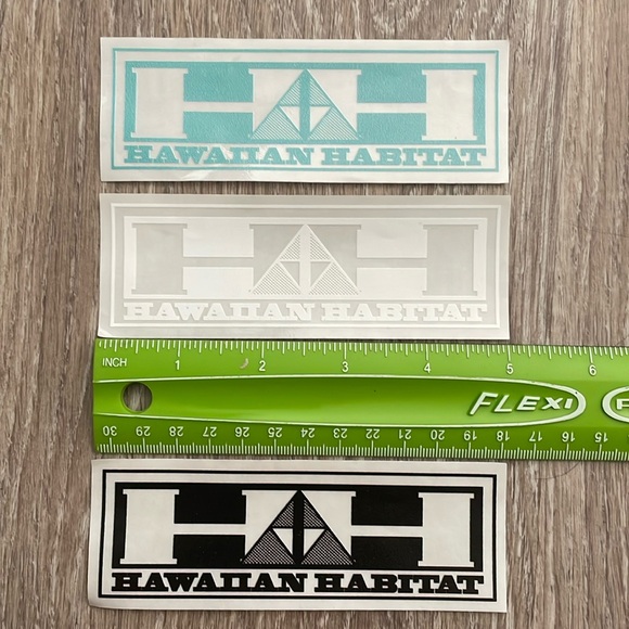 Free With Bundle! Choice of 1 Hawaiian Habitat HH Logo Sticker - Picture 2 of 4
